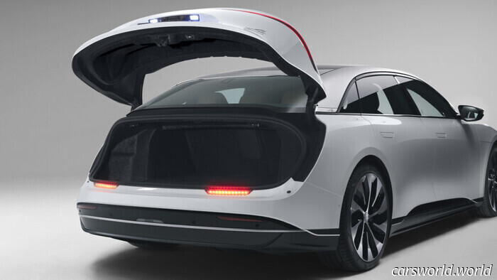 Water Spill Damages Bricks and Leaves Owner with a Repair Bill Equivalent to the Cost of a Used Corolla | Carscoops